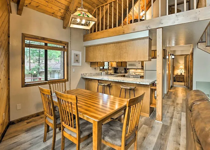 Holiday home 1 Mi To Secluded With Deck In Munds Park