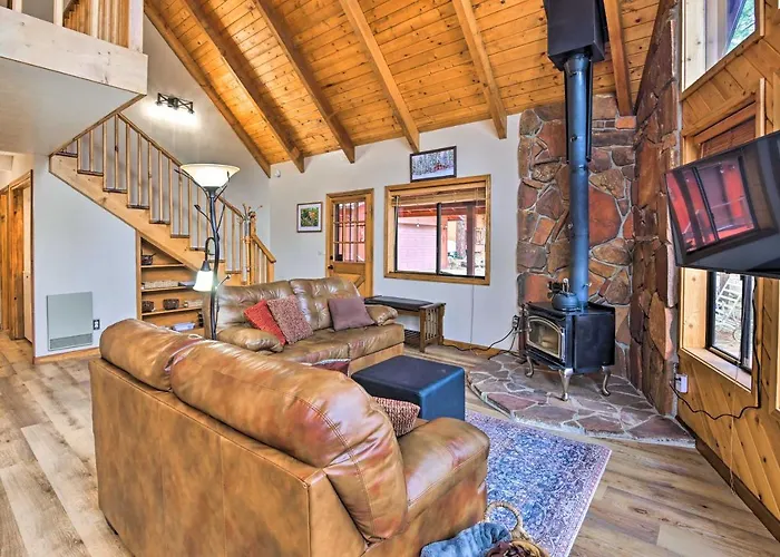 1 Mi To Secluded With Deck In
